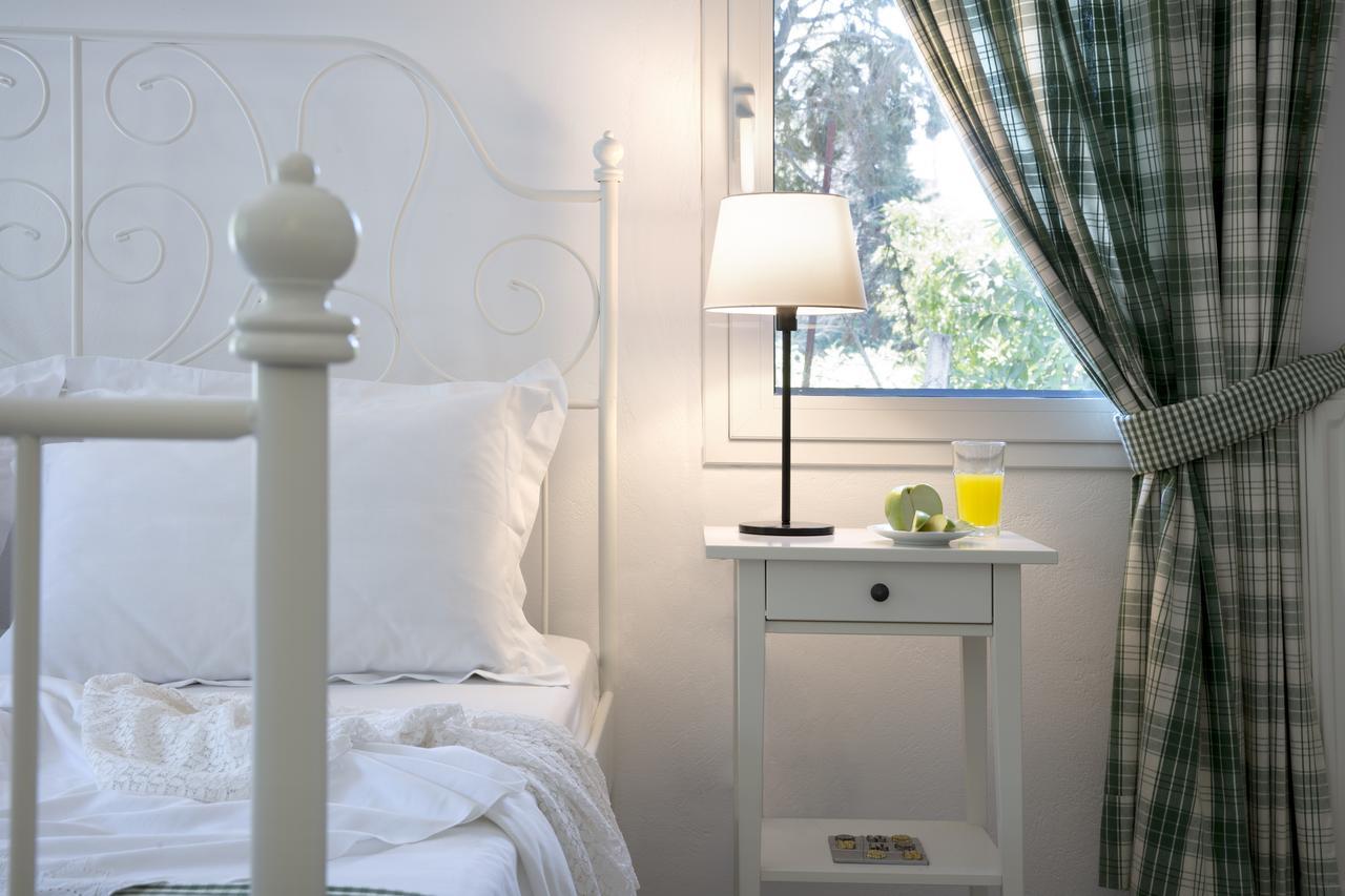 Rododafni Bay Residences Екстер'єр фото