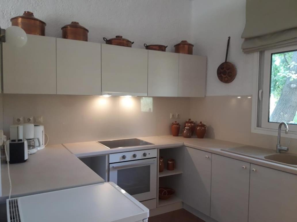 Rododafni Bay Residences Екстер'єр фото